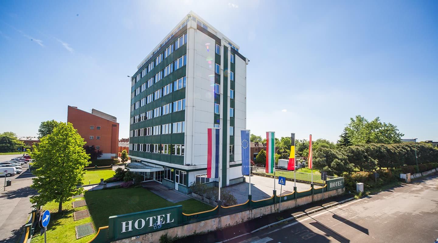 otel 3 stelle superior a sud di Milano | 3-star superior hotel in southern Milan